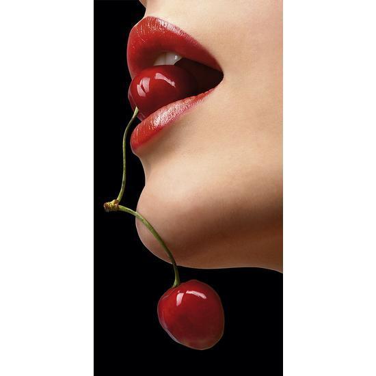 "Large print ""Cherry Lips"""