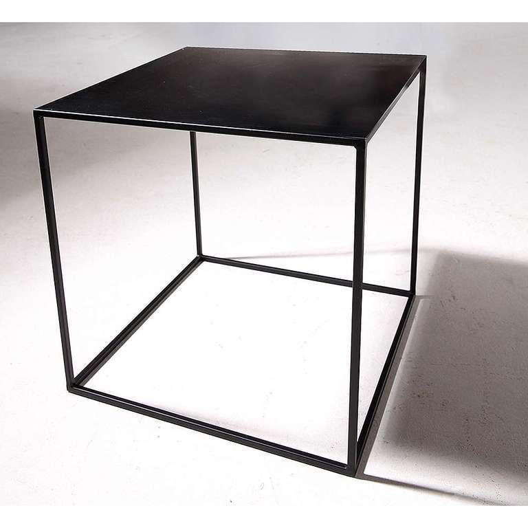 Deco Metal table