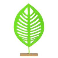 Monstera leaf presenter