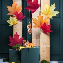 HW23_Herbstblätter_Eichhörnchen-1.jpg
