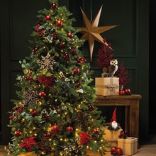 HW23_Geschmückter_Baum_Rot-1.jpg