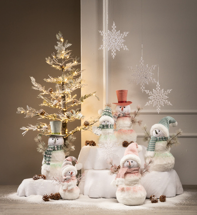 Shop the look! Snowworld