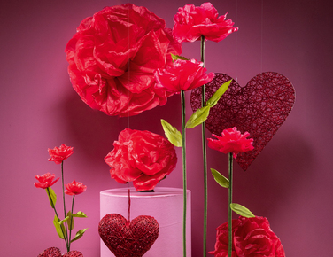 FS26 14_Blumen_mit_Jute_Herzen.jpg